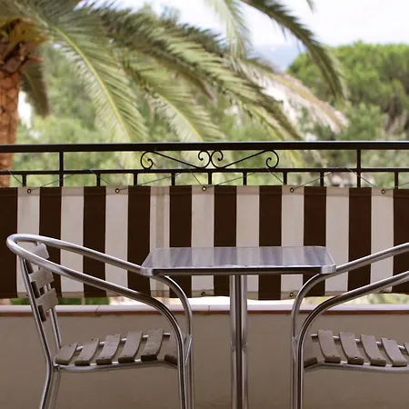 Le Catalogne Hotel