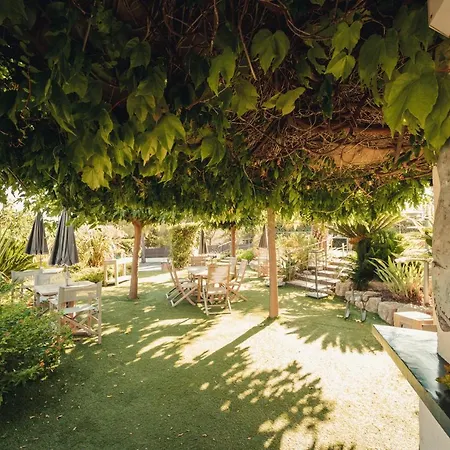 Le Catalogne Hotel 4*
