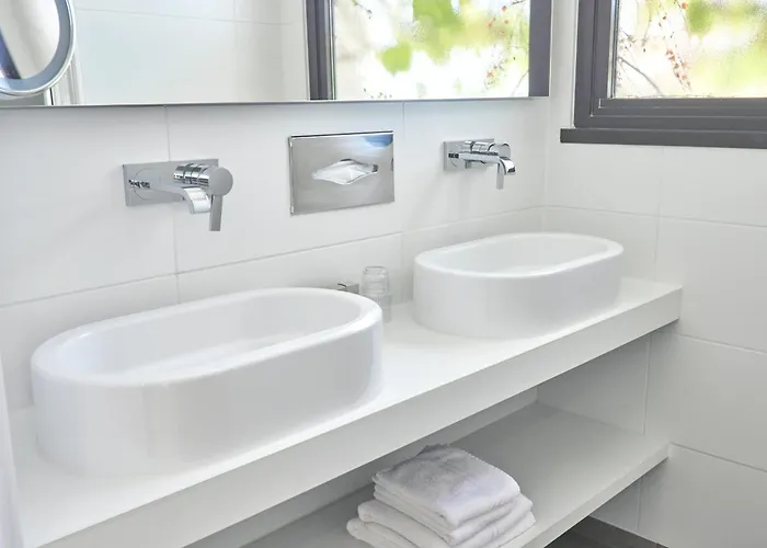 فندق Der Valk Le Catalogne 4*
